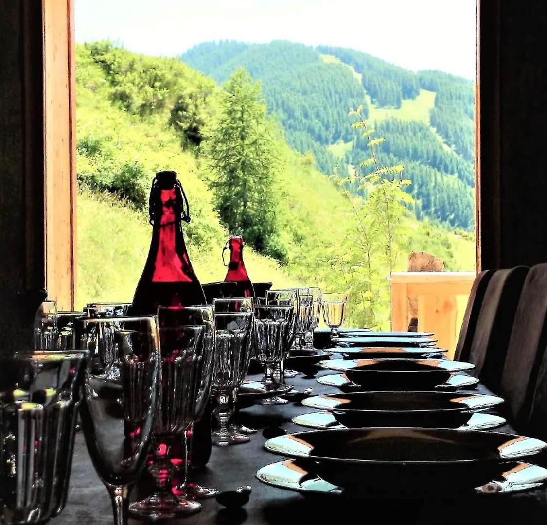 Prestigious Chalet With Pool & Hot Tub, Mountain Views For 19 Guests Vars